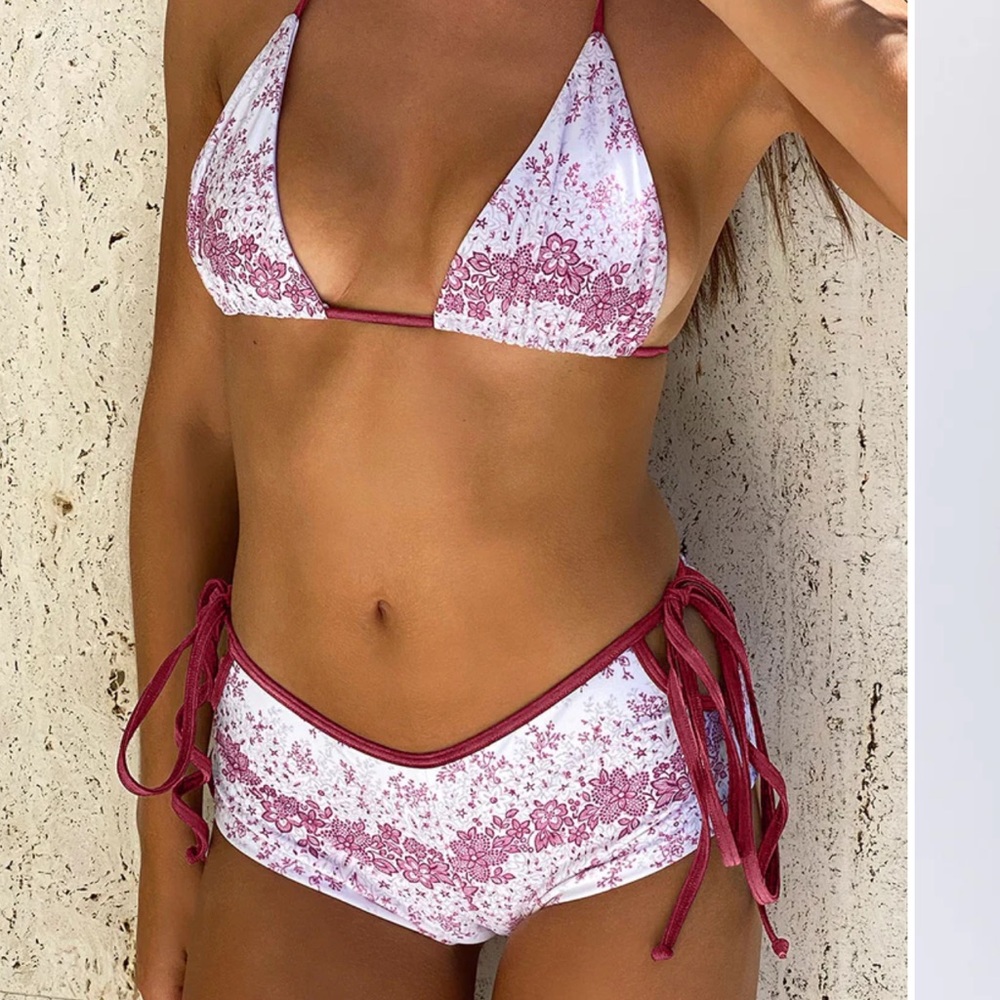 ISO Frankie’s Bikinis